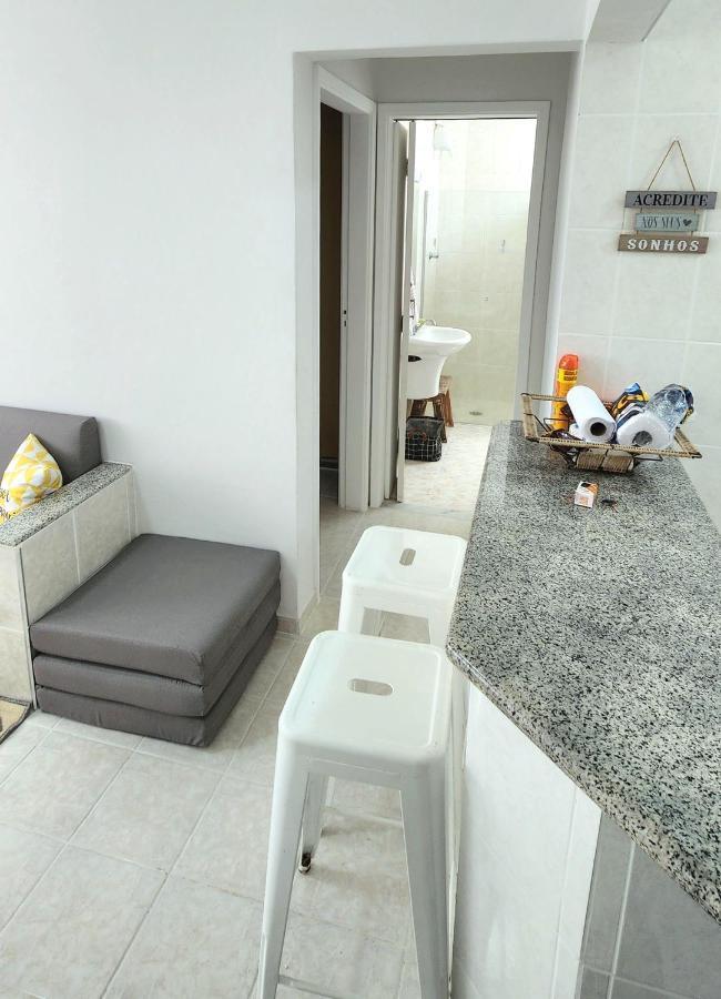 Apto Guaruja 1 Dorm Com Garagem Coberta 280M Da Praia Esterno foto