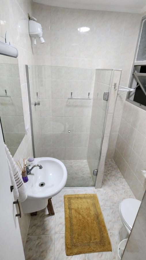 Apto Guaruja 1 Dorm Com Garagem Coberta 280M Da Praia Esterno foto